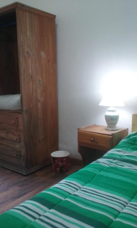 Habitac Indiv Casa De Familia, Flores Буенос Айрес Екстериор снимка
