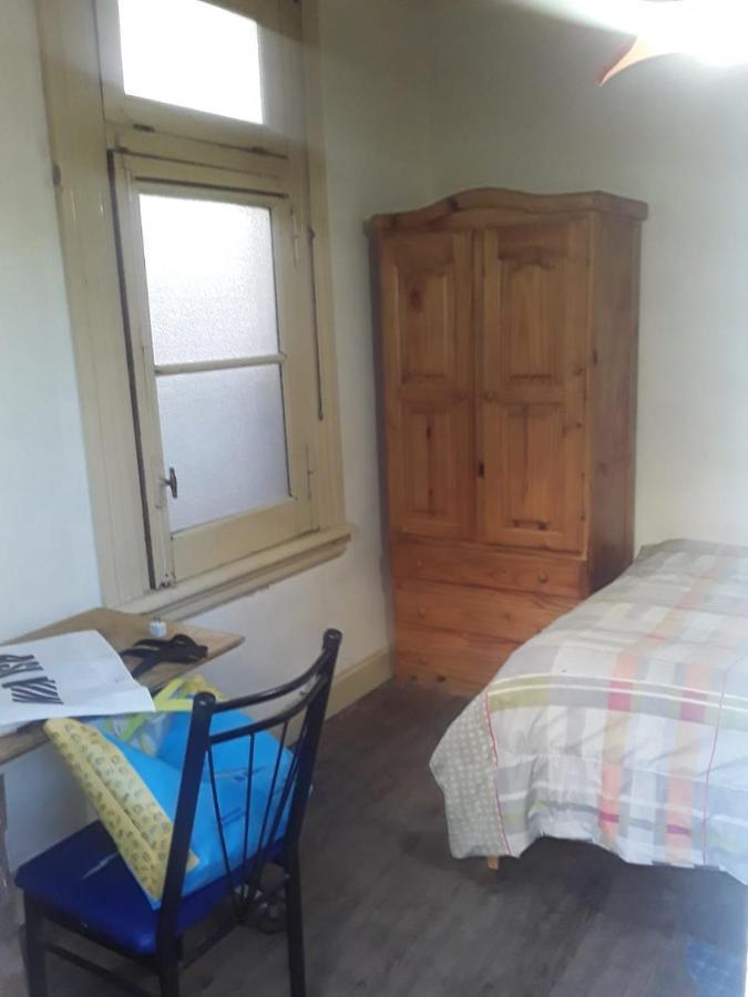 Habitac Indiv Casa De Familia, Flores Буенос Айрес Екстериор снимка
