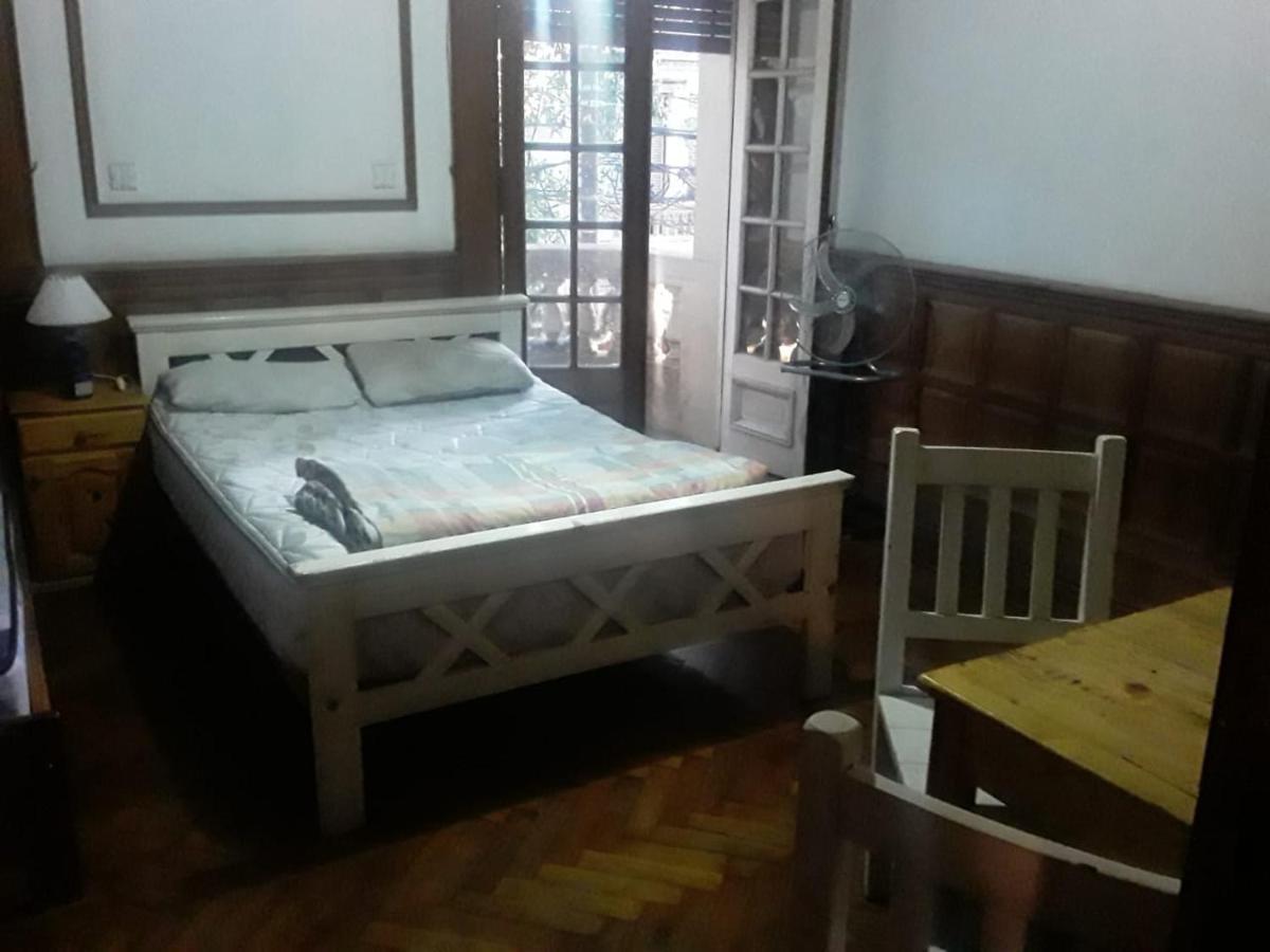 Habitac Indiv Casa De Familia, Flores Буенос Айрес Екстериор снимка